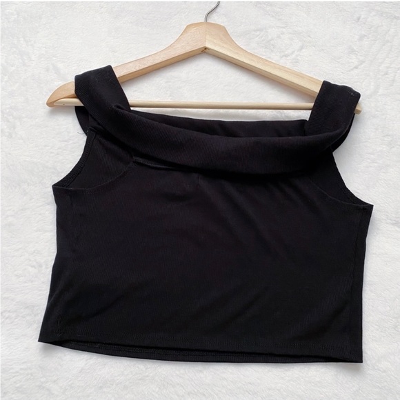Urban Outfitters NWOT Black Bardot Crop Top - Picture 7 of 11